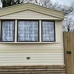 Three Bed Static Caravan With Fantastic Views And Hottub